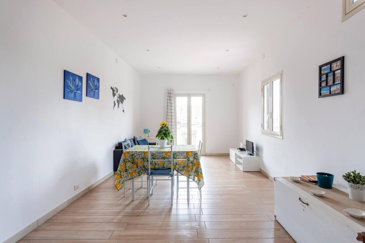 Frank'S House - Appartamento Con Terrazzo In Centro Palermo Exterior photo