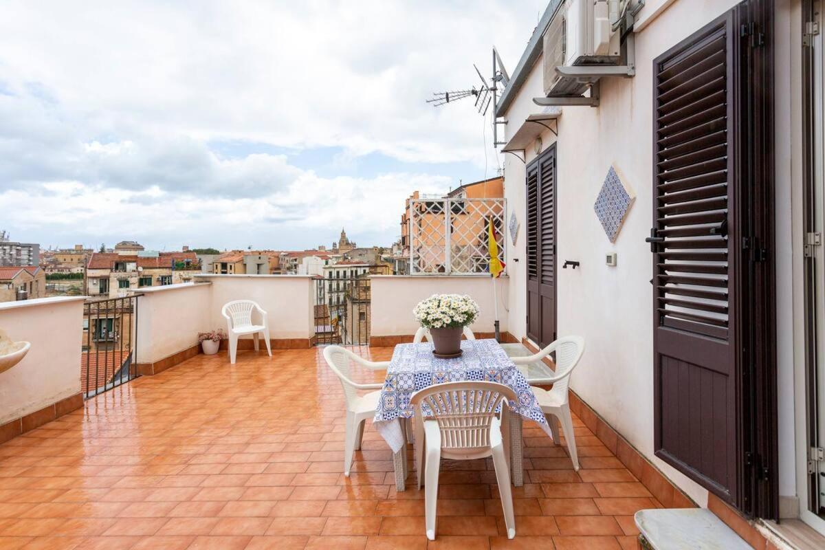 Frank'S House - Appartamento Con Terrazzo In Centro Palermo Exterior photo