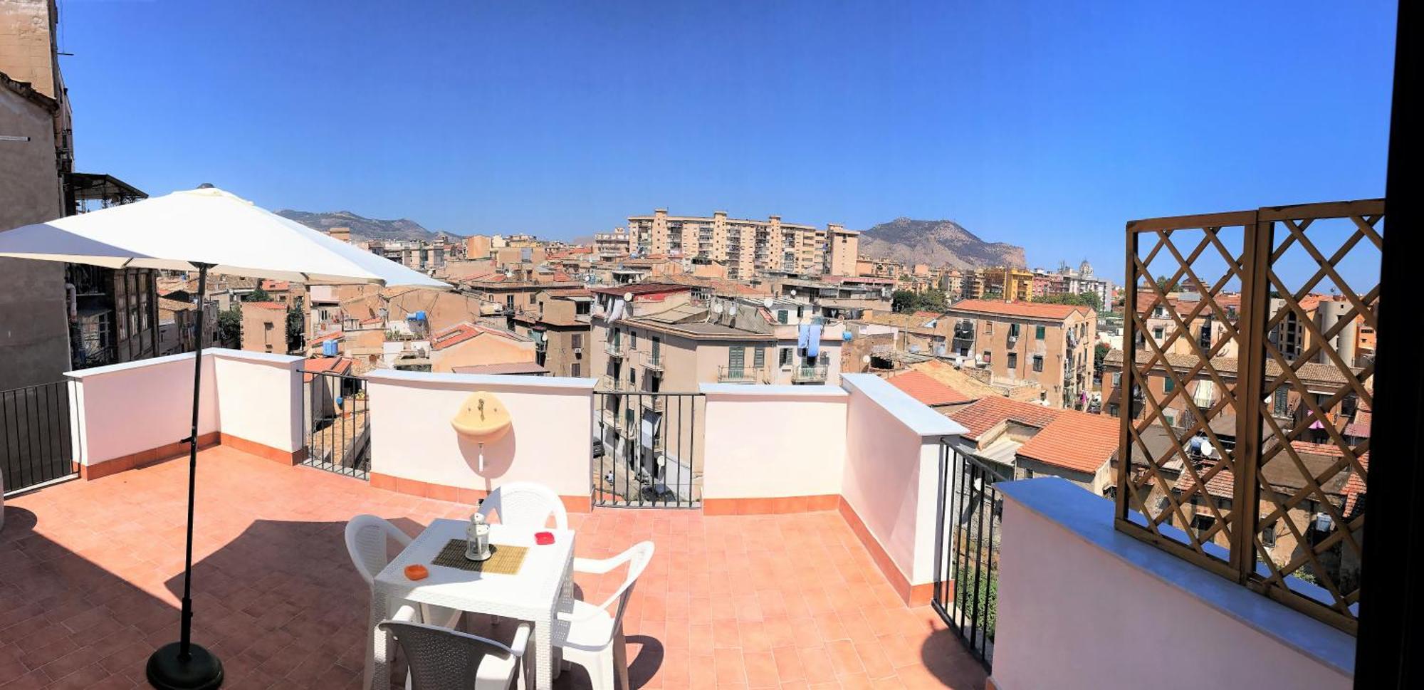 Frank'S House - Appartamento Con Terrazzo In Centro Palermo Exterior photo